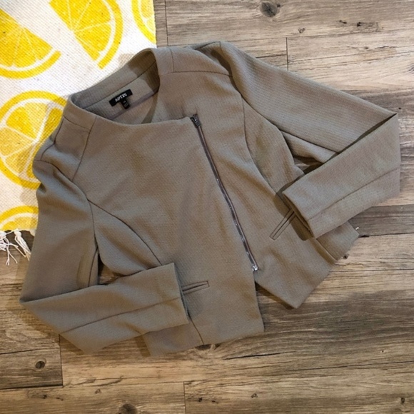 Apt. 9 Jackets & Blazers - Apt. 9 Long Sleeve Asymmetric Zip Crop Moto Jacket
